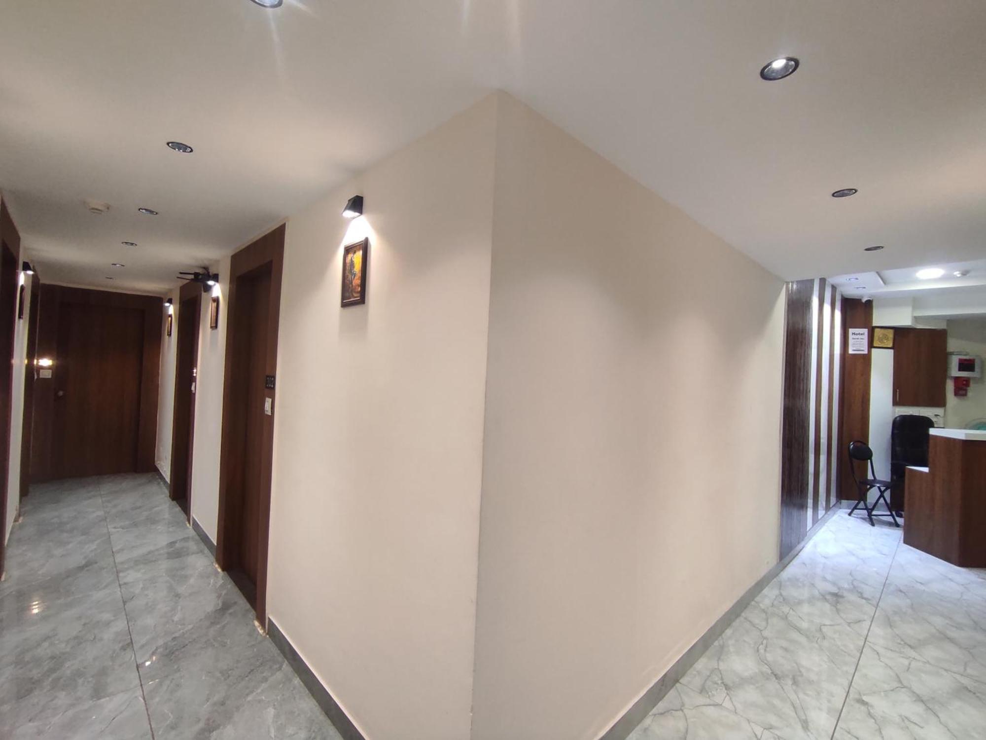 Hotel Earth Inn, Subhash Bridge, Rto Circle, Ahmedabad Ngoại thất bức ảnh